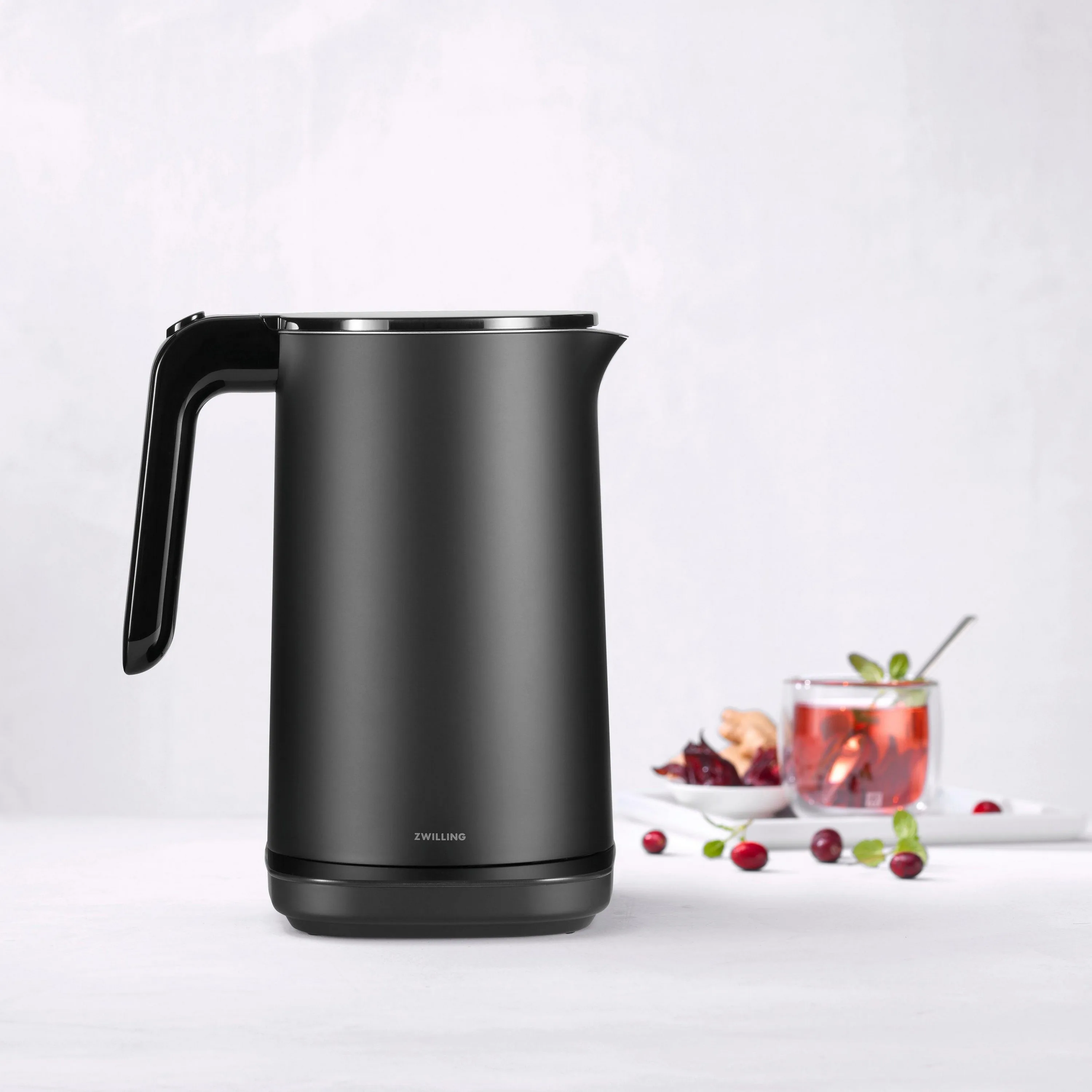 Zwilling Enfinigy Black Cool Touch Kettle Pro