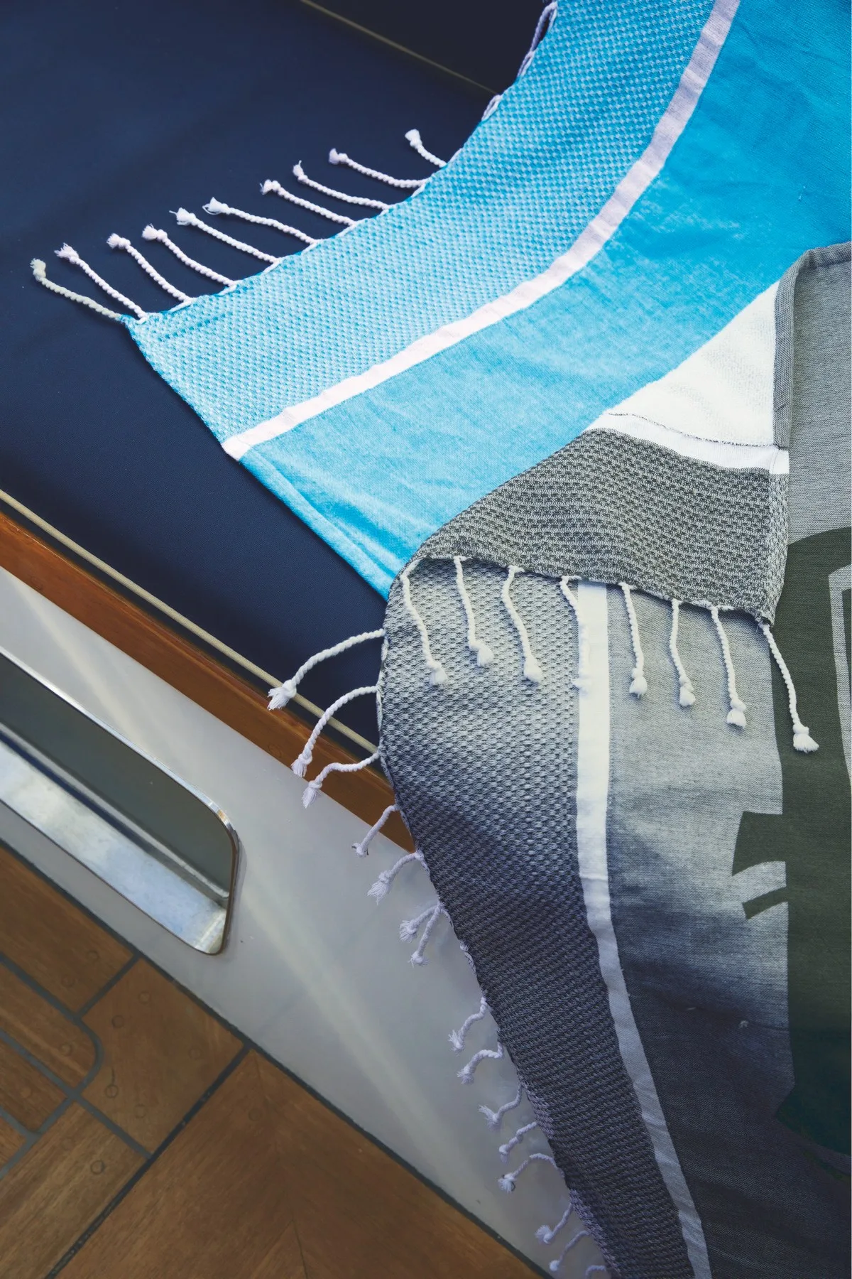 Oceanis Peshtemal Beach Towel™ view 4