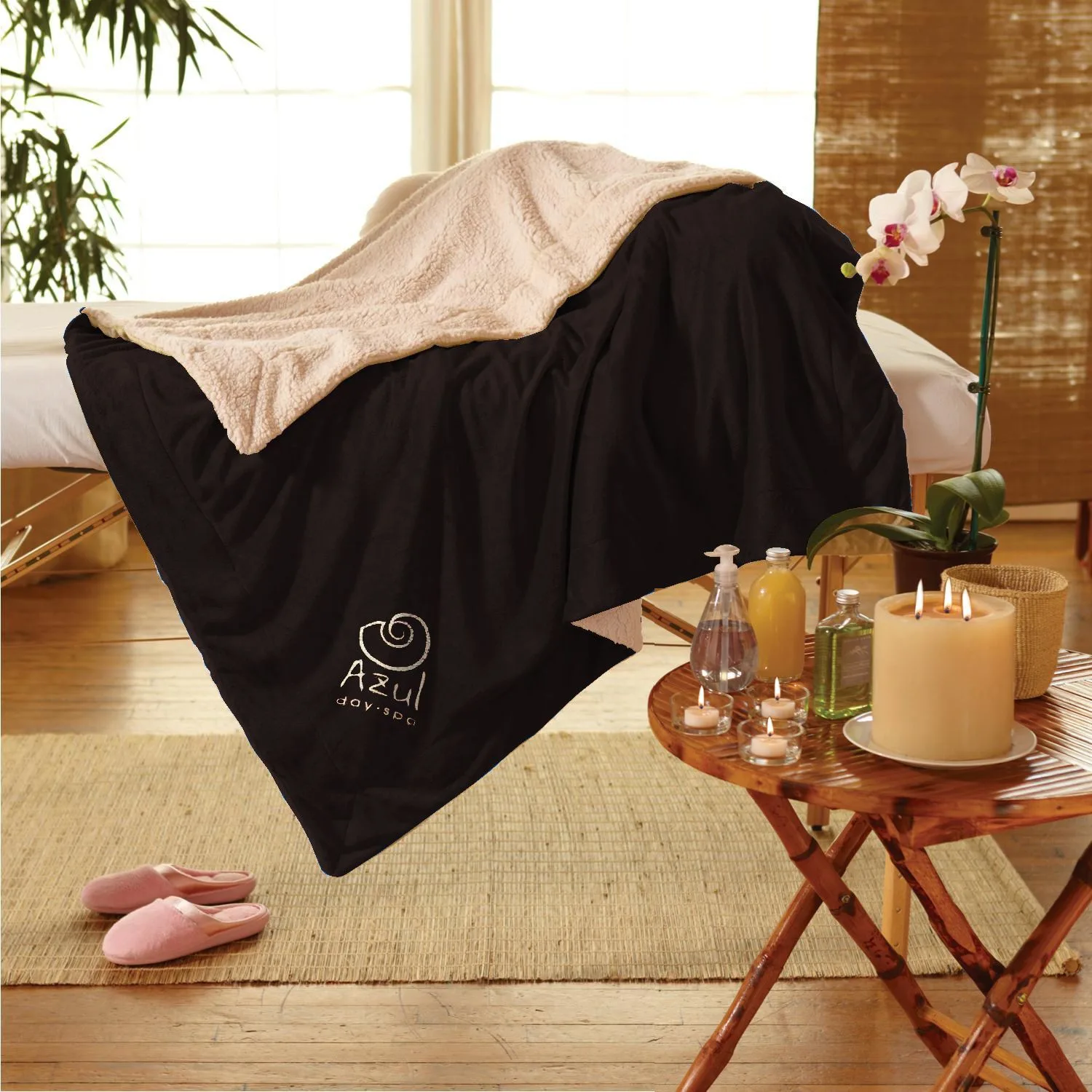 Micro Mink Sherpa Blanket view 5
