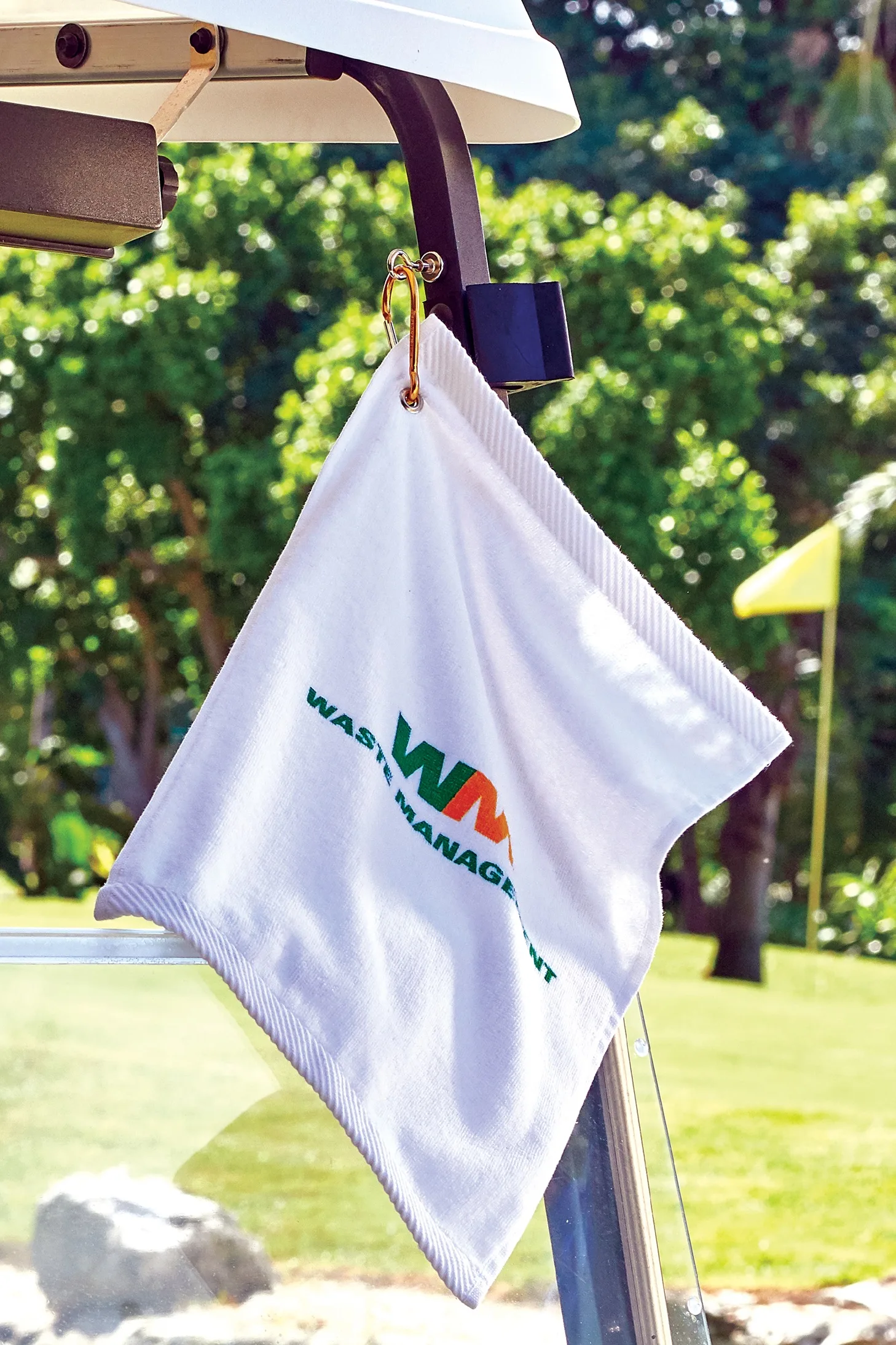 Turkish Signature™ Fingertip Golf Towel (White)