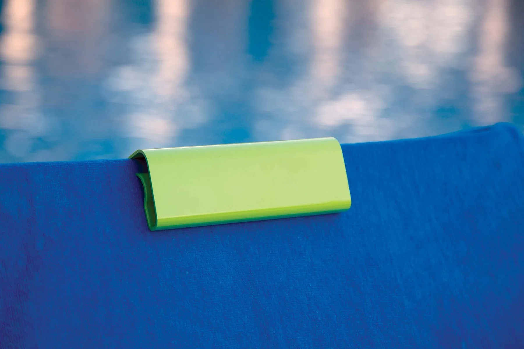 Slip Clip Beach Towel Clip view 2