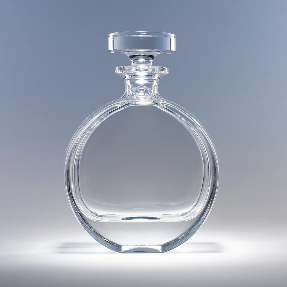 1724-laureate-decanter-front-blank-large