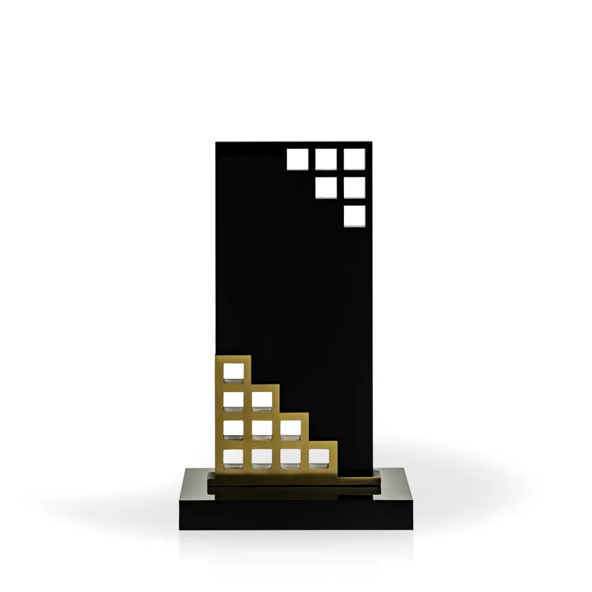 Matrix Award 9" Gold view 2