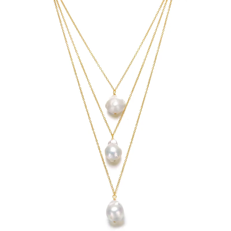 GENEVIVE Delphine Pearl Layered Necklace Size 16"