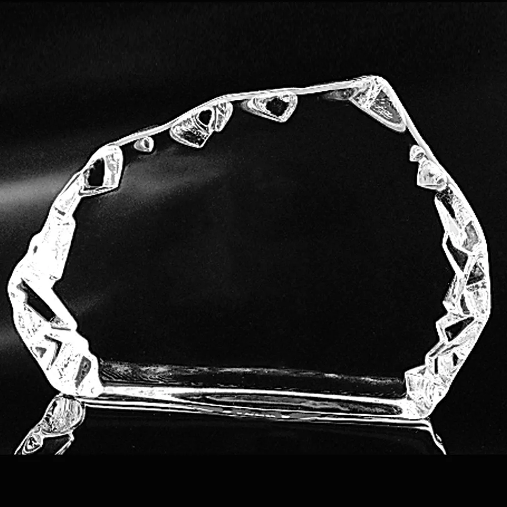 Carved Iceberg Horizontal 7" W view 2