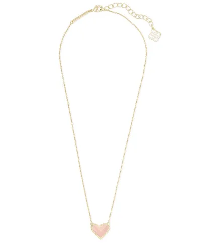 Kendra Scott Ari Gold Heart Short Pendant Necklace in Rose Quartz