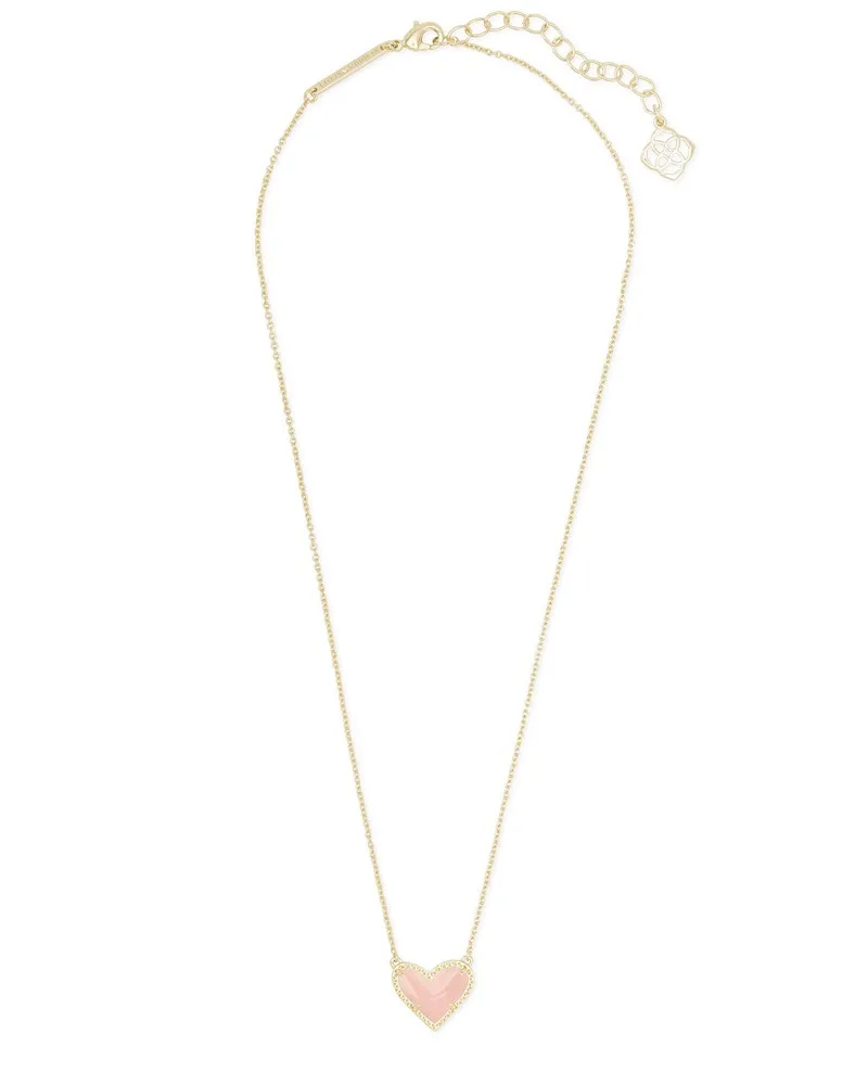 Kendra Scott Ari Gold Heart Short Pendant Necklace in Rose Quartz