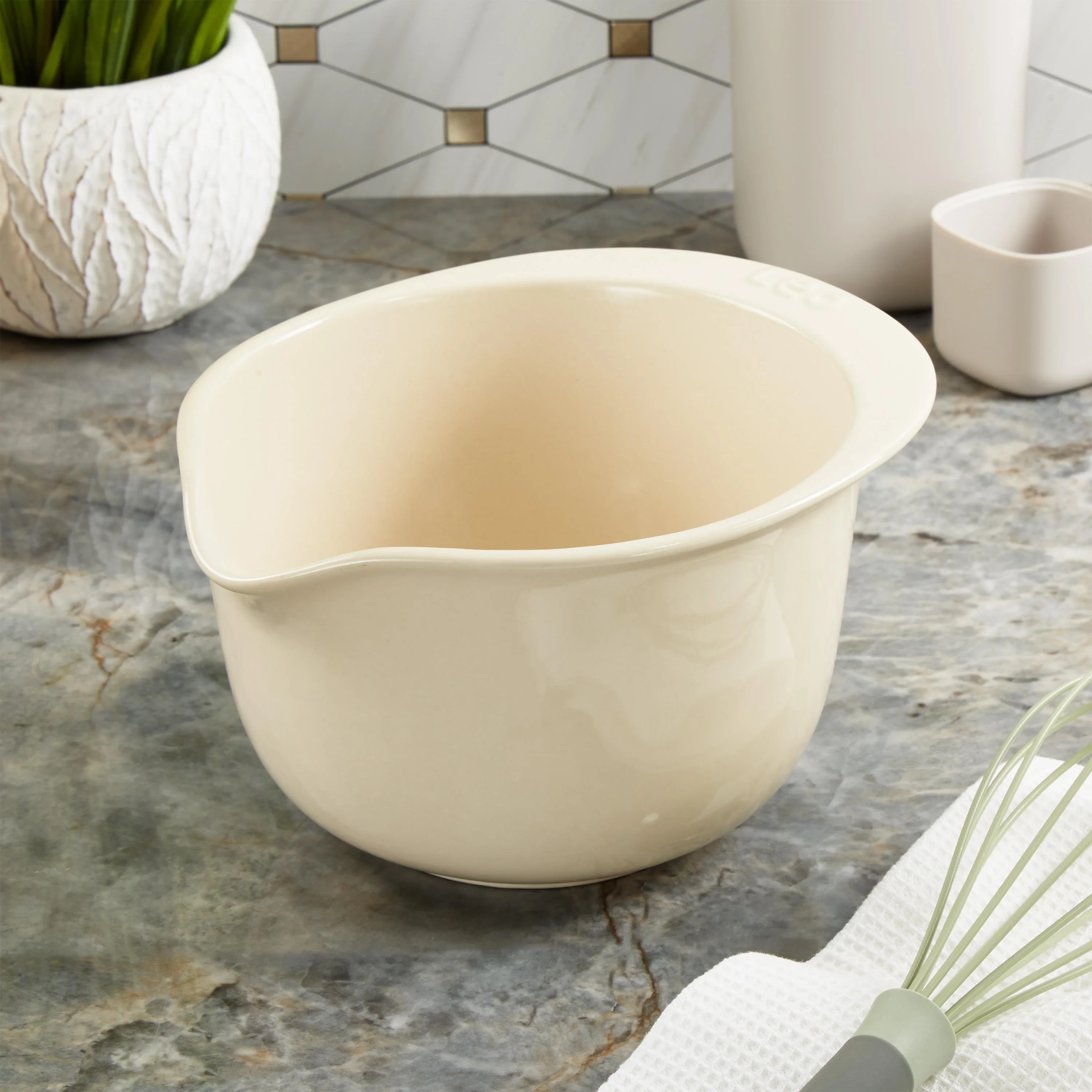 BergHoff Leo Balance Stoneware Mixing Bowl 8", 2.3Qt. - Moonbeam