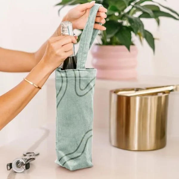 Frosted Mint Green Lifestyle