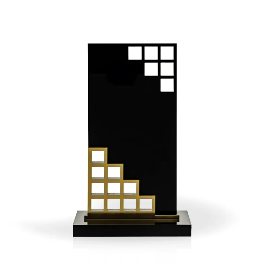 Matrix Award 11" Gold view 2