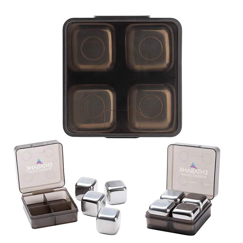 Aces 4-Piece Ice Cube Set view 2