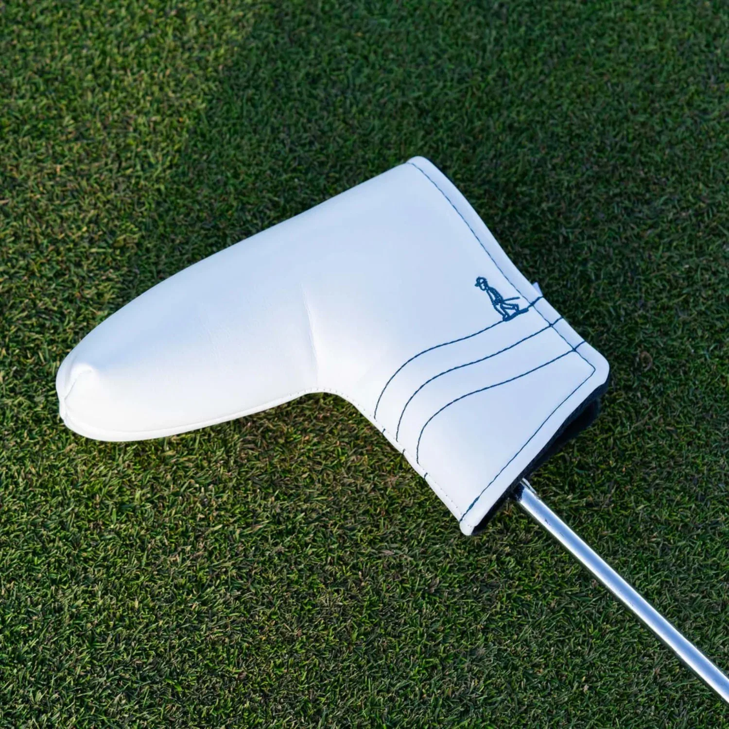 Sunday Golf® Blade Putter Headcover with Magnetic Closure view 6