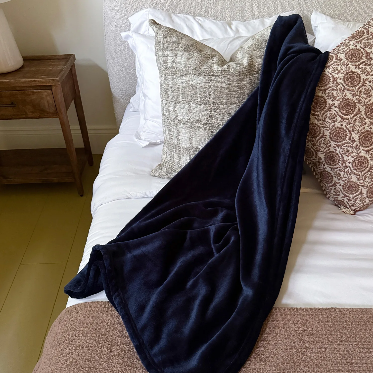 Velura Throw (Embroidery) view 6