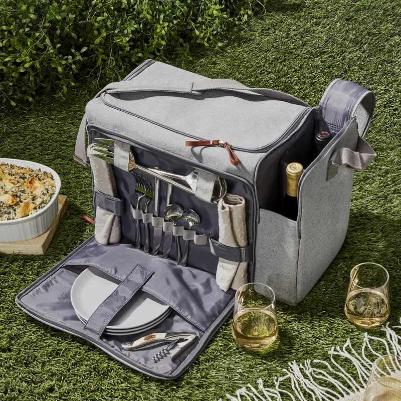 Wine Enthusiast Insulated Casserole Carrier And 2 Bottle Wine Bag