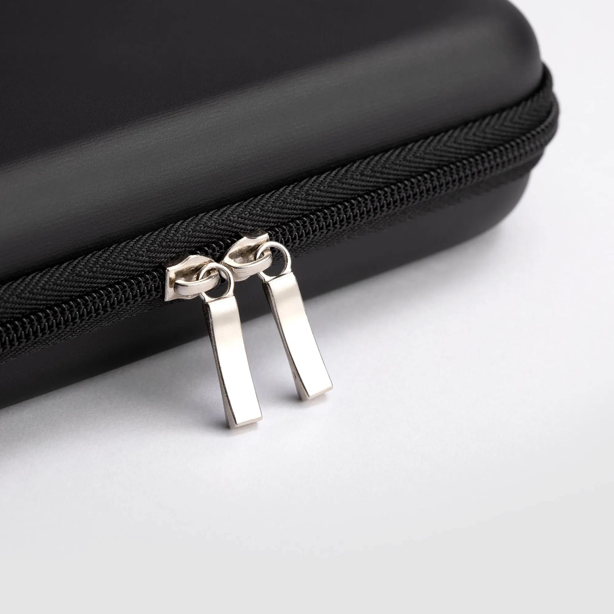 Fast Charging Power Bank with 3-in-1 Charging Cable Gift Set view 5