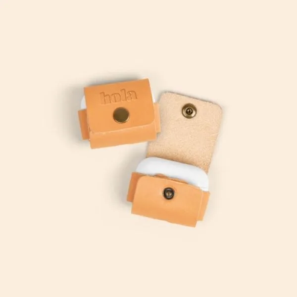 AirPods Pro Cover - Debossed Leather view 2