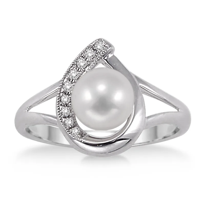 Jilco Inc Brilliant Cut Diamond & Pearl Ring - Size 9