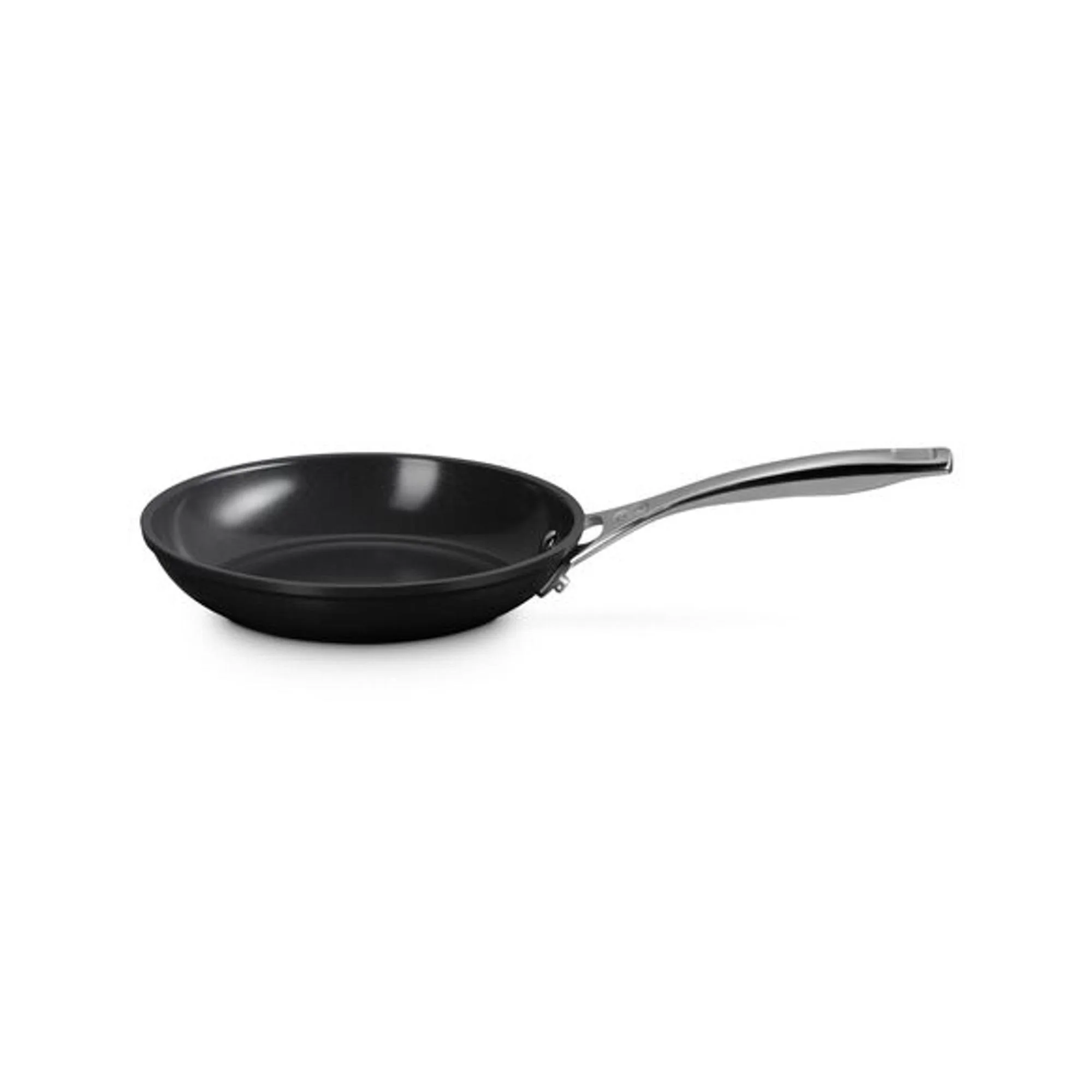 Le Creuset 8" Essential Nonstick Ceramic Fry Pan