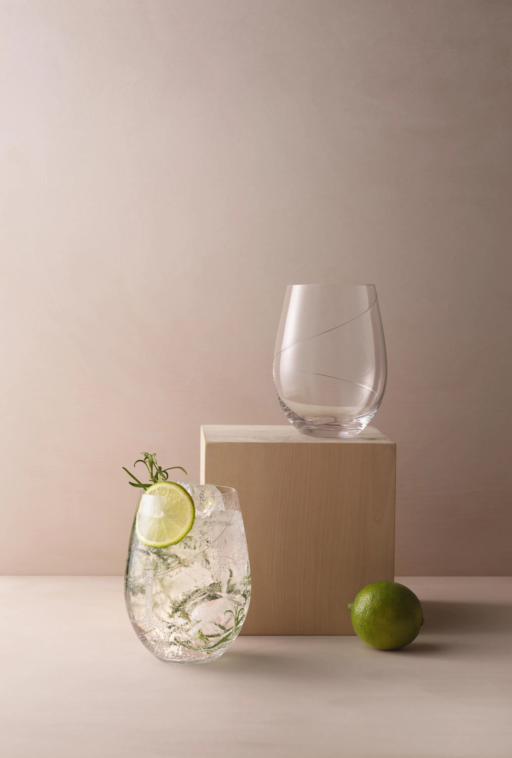Kosta Boda Line Stemless Wine/Tumbler Set 2