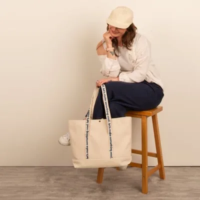 4CP Trim Morris Tote - Large Open view 2