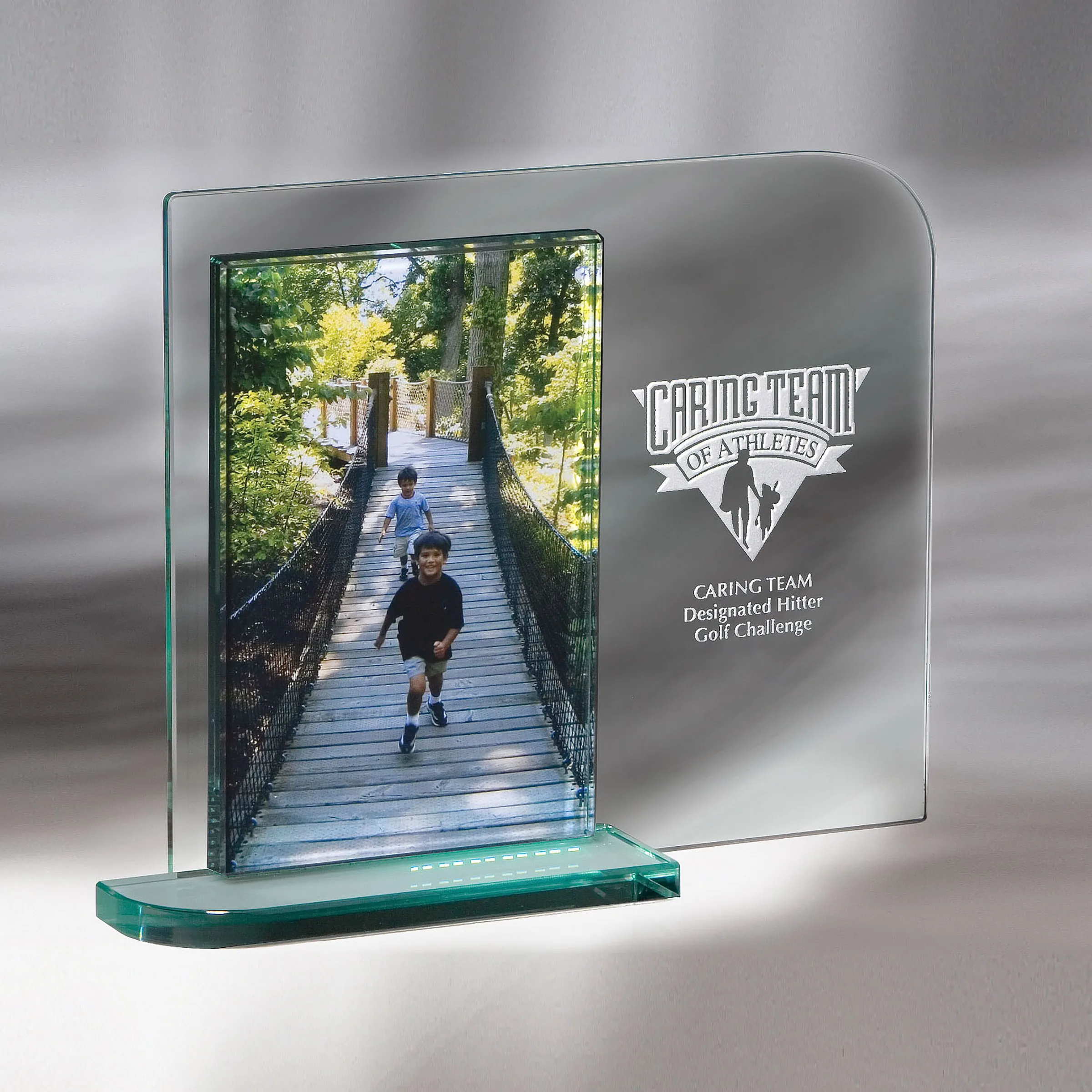 8843-Mainliner Photo Frame