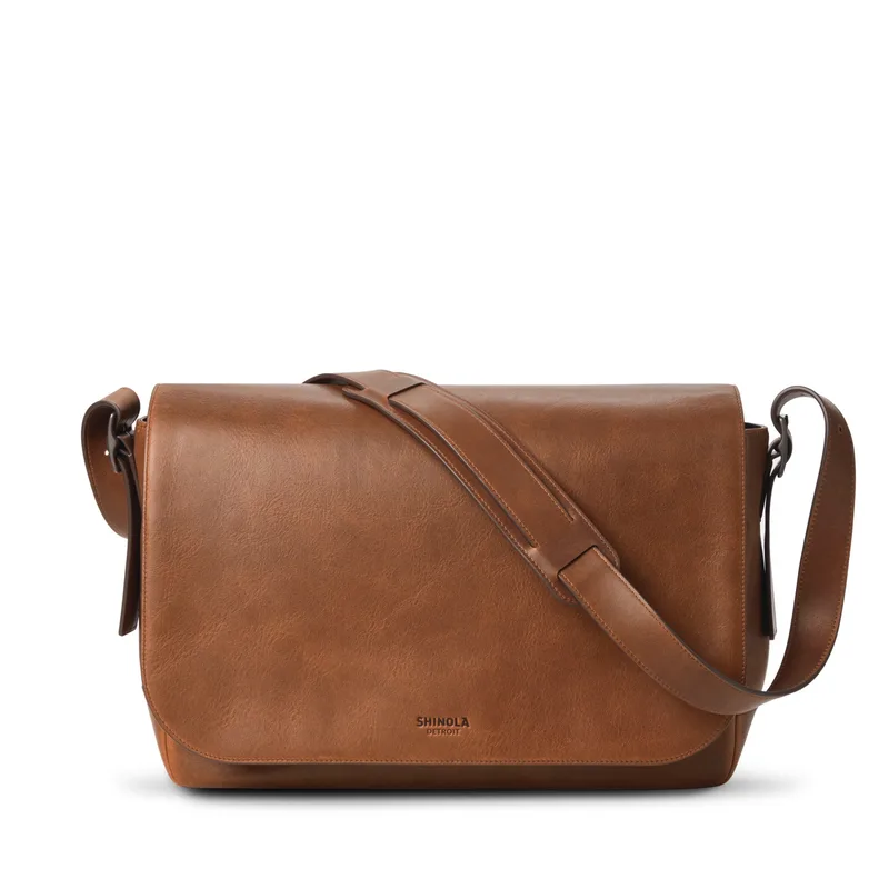 Shinola Runwell Messenger - Medium Brown