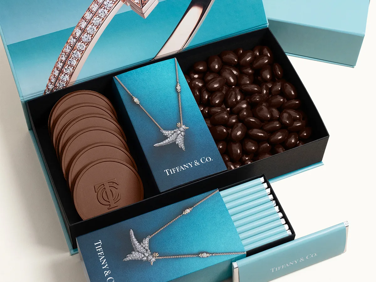 Luxury Tasting Box with Custom Packaging view 2