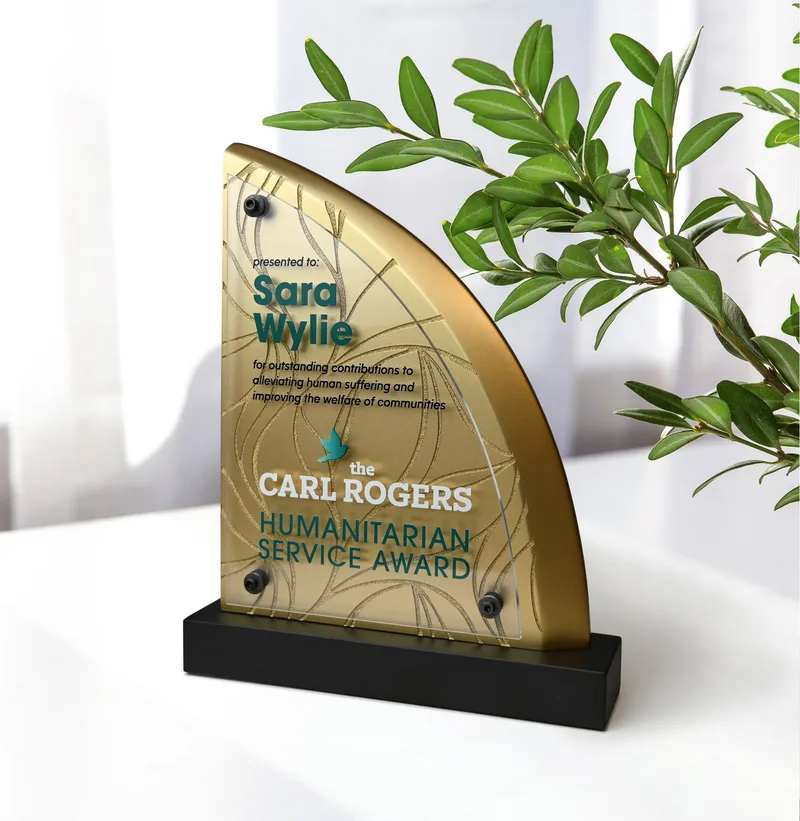 Cyprus Gold Award 7-1/2"