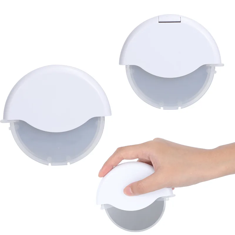 Firenza Pizza Cutter With Protective Cover view 2