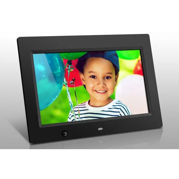 Aluratek 8" Digital Photo Frame w/Auto Slideshow Feature (800 x 600 res)
