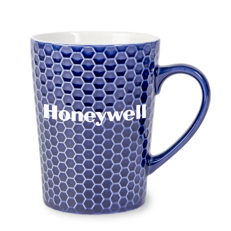 ACE Golf Ball Mug view 3