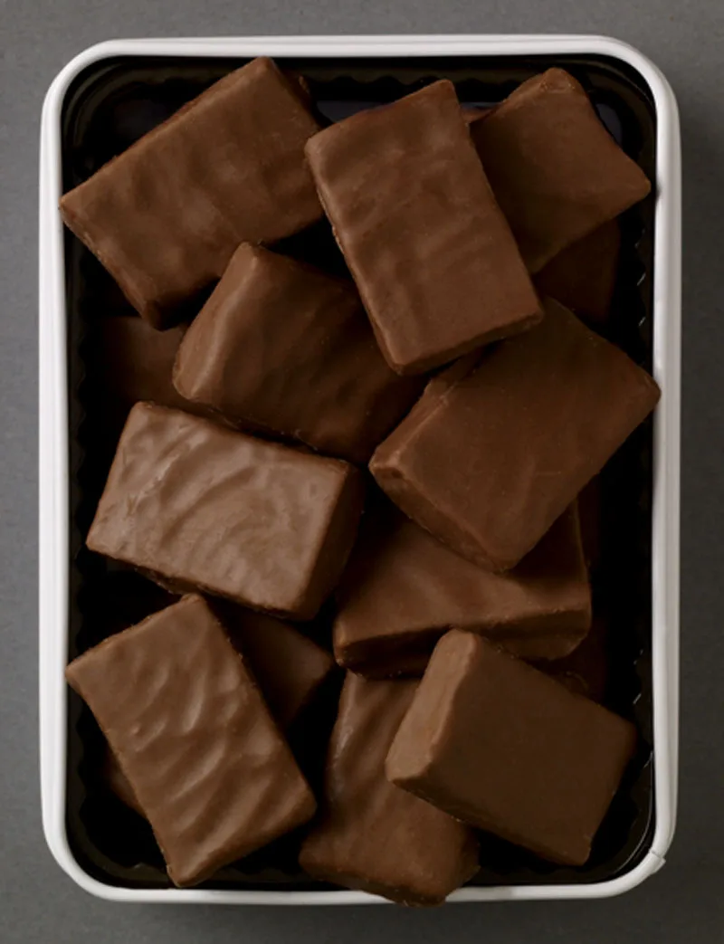 Keepsake Gift Tin w/ English Butter Toffee view 2