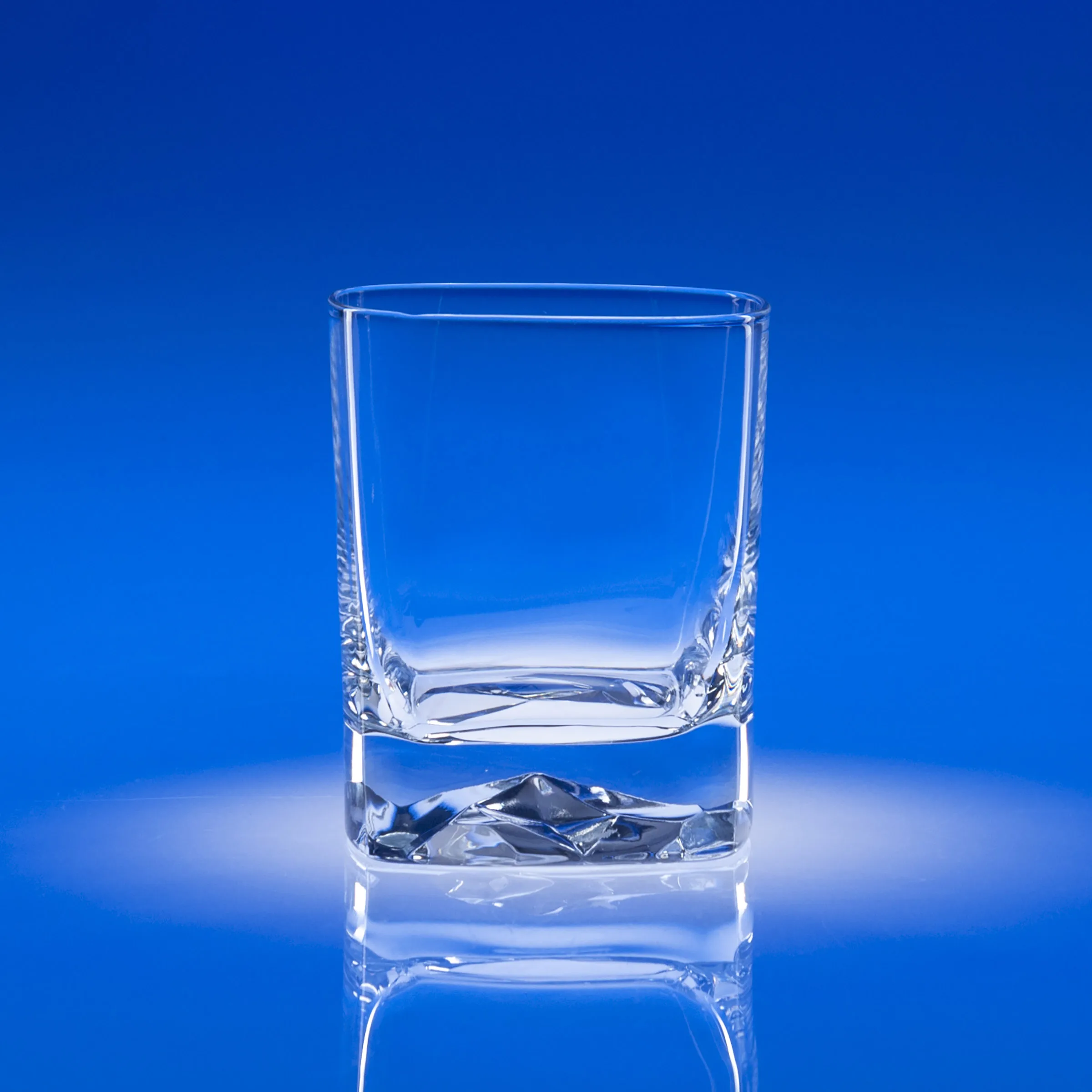 6660-iceberg-on the rocks - Blank