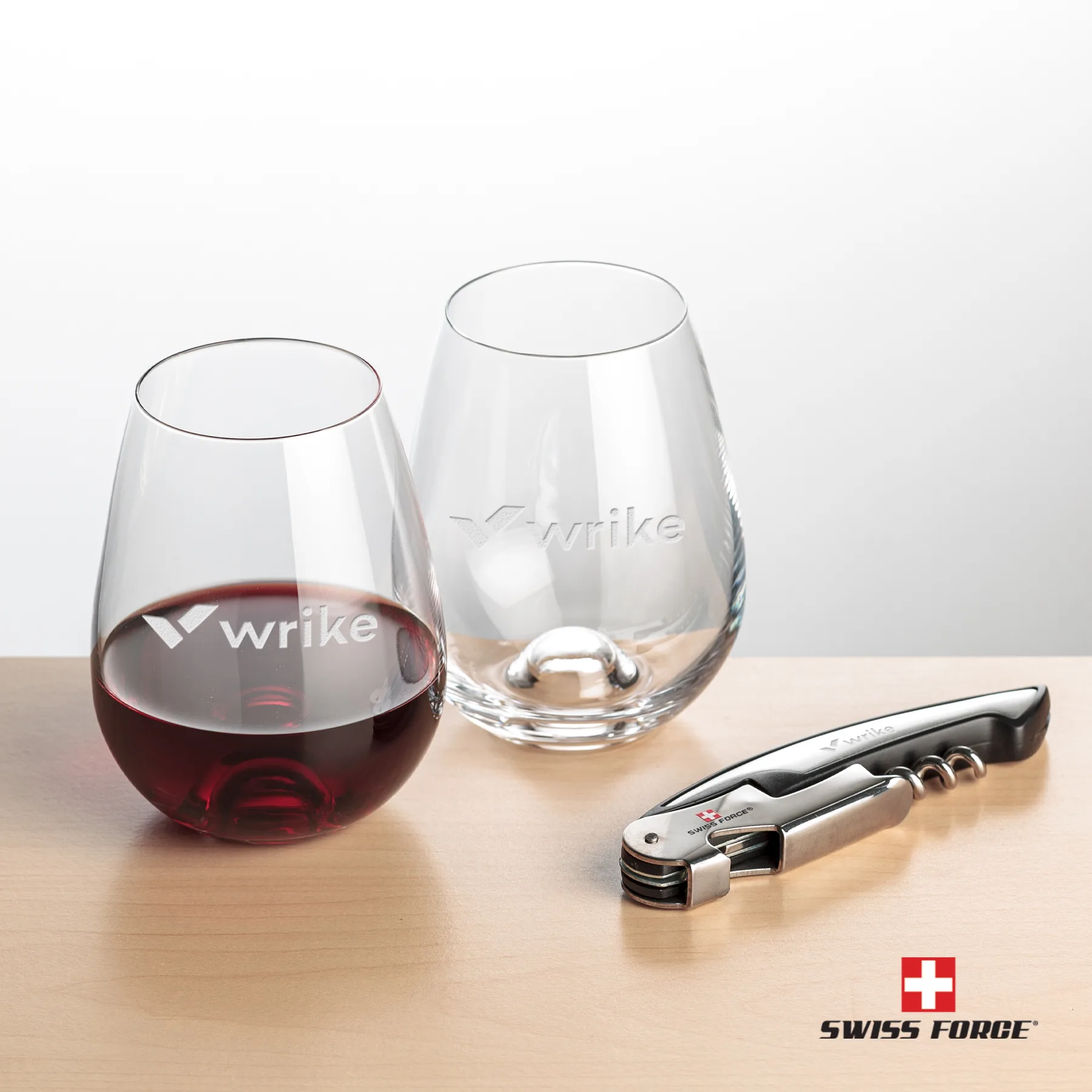 Impressive Wine Set, Laser Engraving, Silver