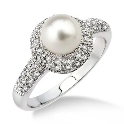 Jilco Inc Diamond & Pearl Ring - Size 6.5