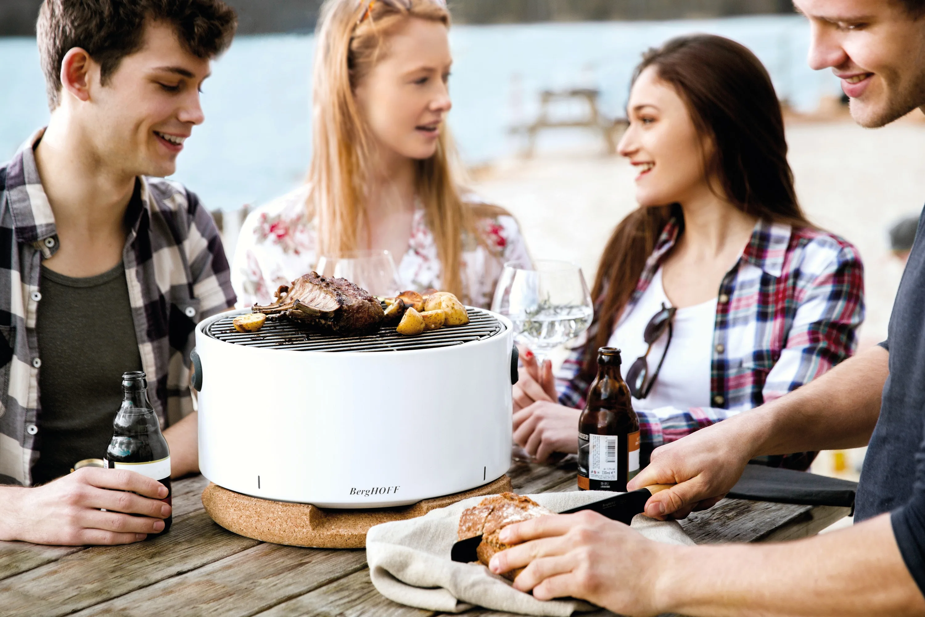 BergHoff Tabletop Bbq - White 13.75 X 8.75"