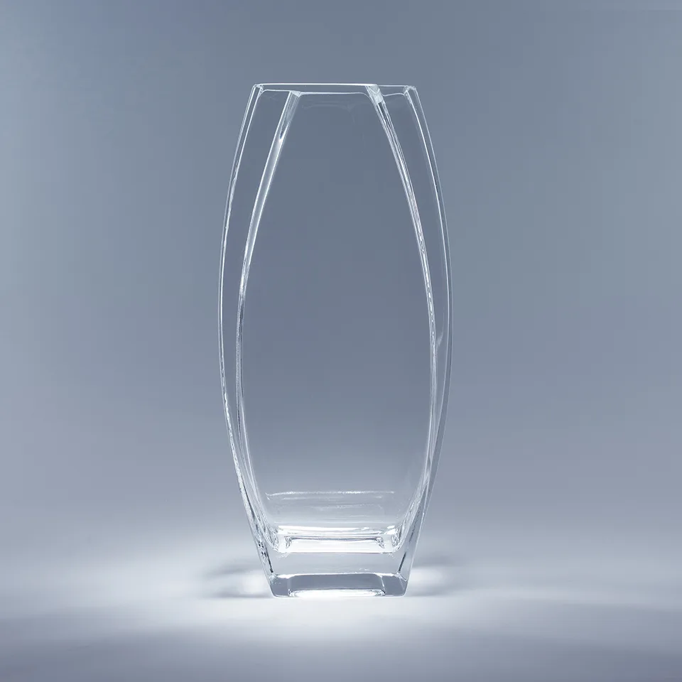 5920-5921-echo-vase-front-blank-large