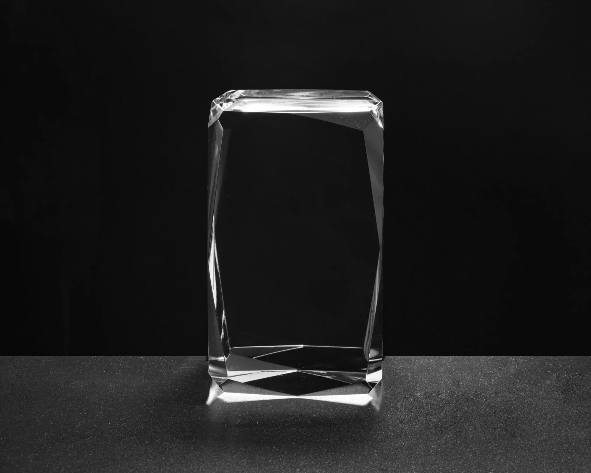 Amira Diamond Edge Block view 3