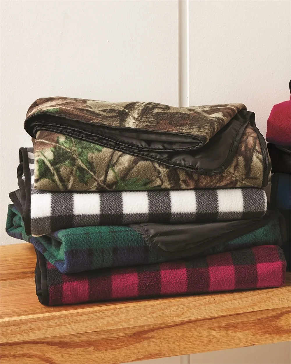 Alpine Fleece Polyester/Nylon Patterned Picnic Blanket