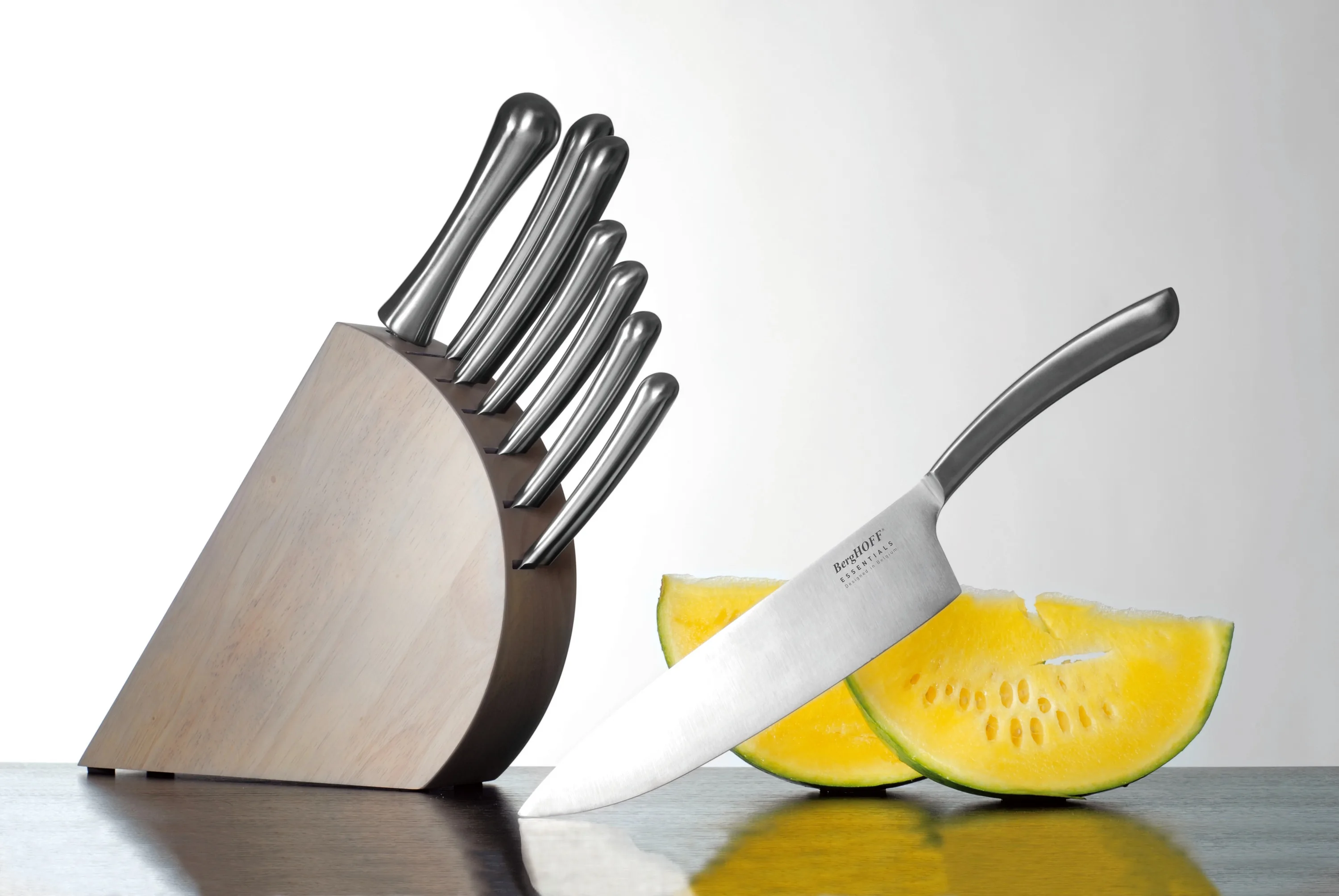 BergHoff Essentials 8Pc Stainless Steel Knife Set With Block, Concavo