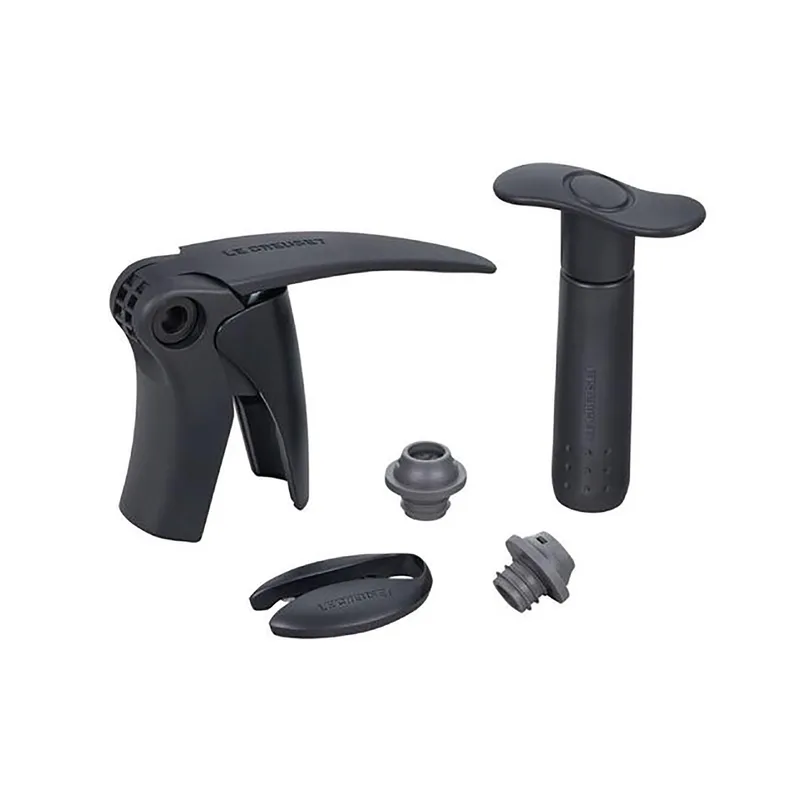 Le Creuset 5Pc Wine Tools Gift Set