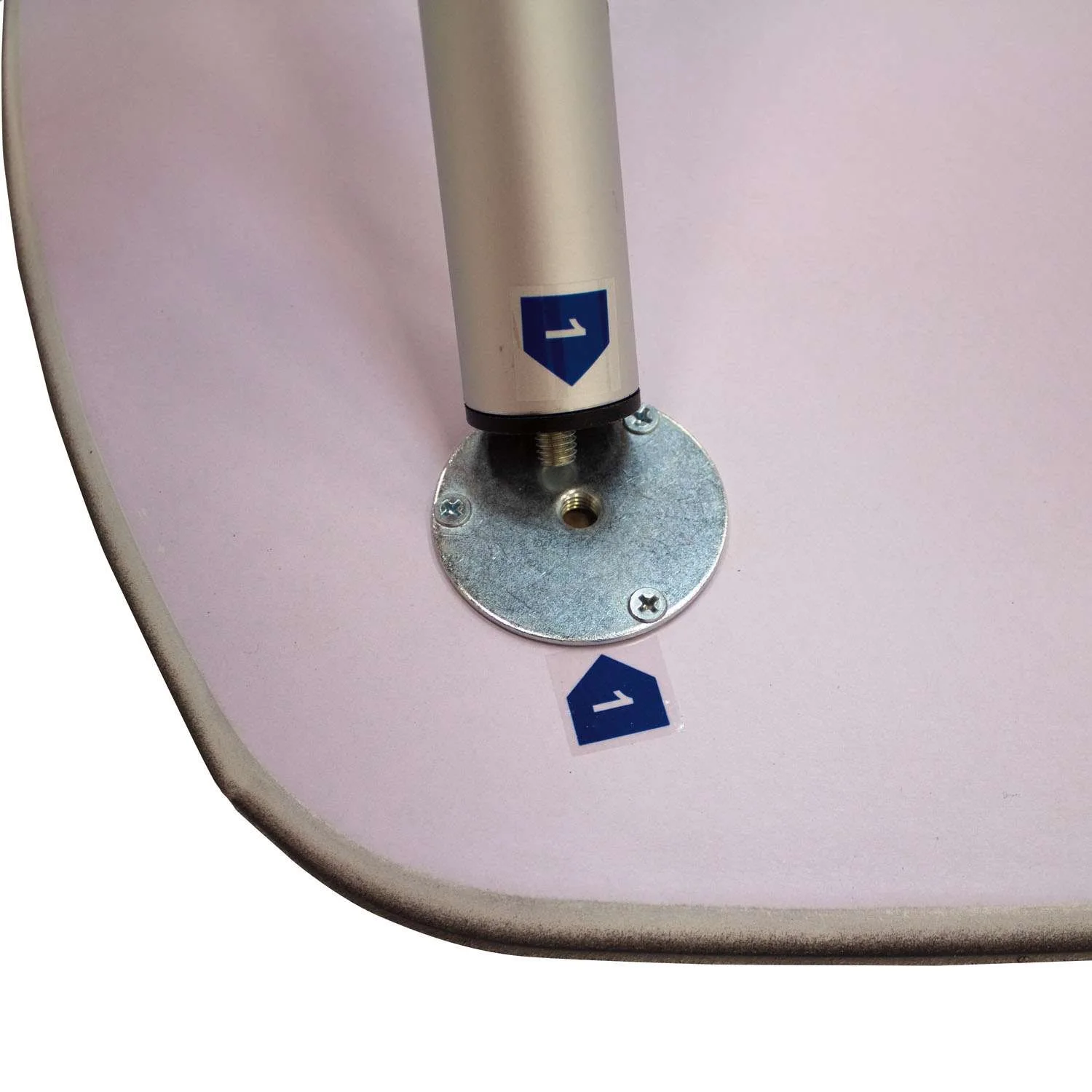 ShowGlower Podium Hardware view 4