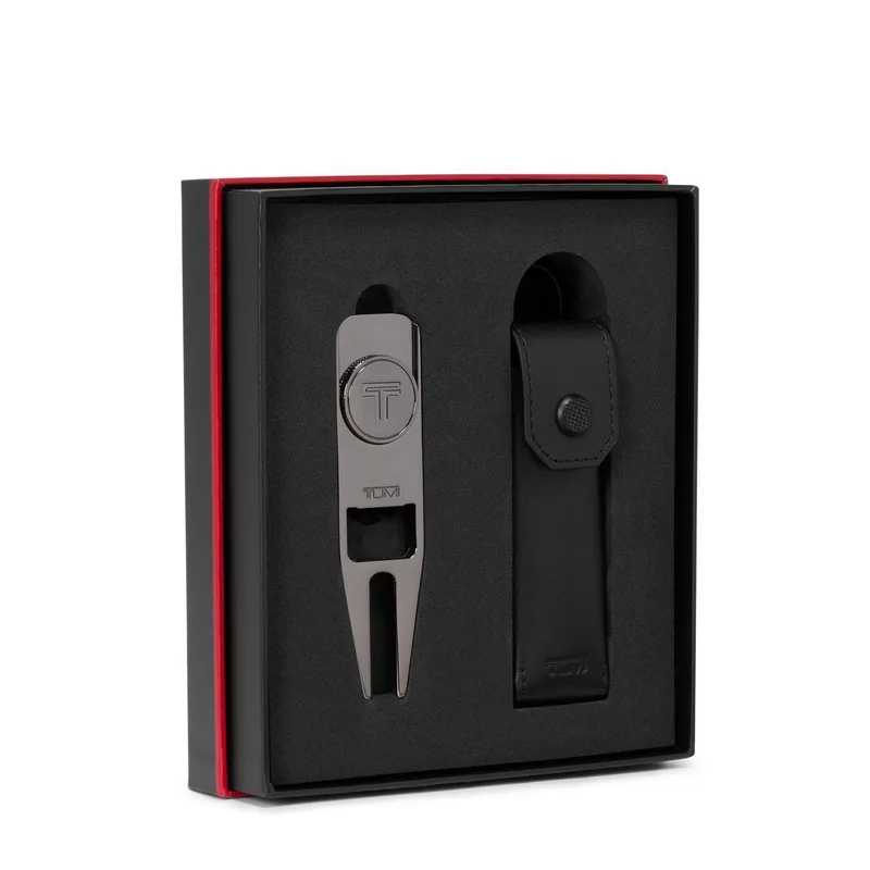 Tumi Travel Access Golf Divot Tool - Black
