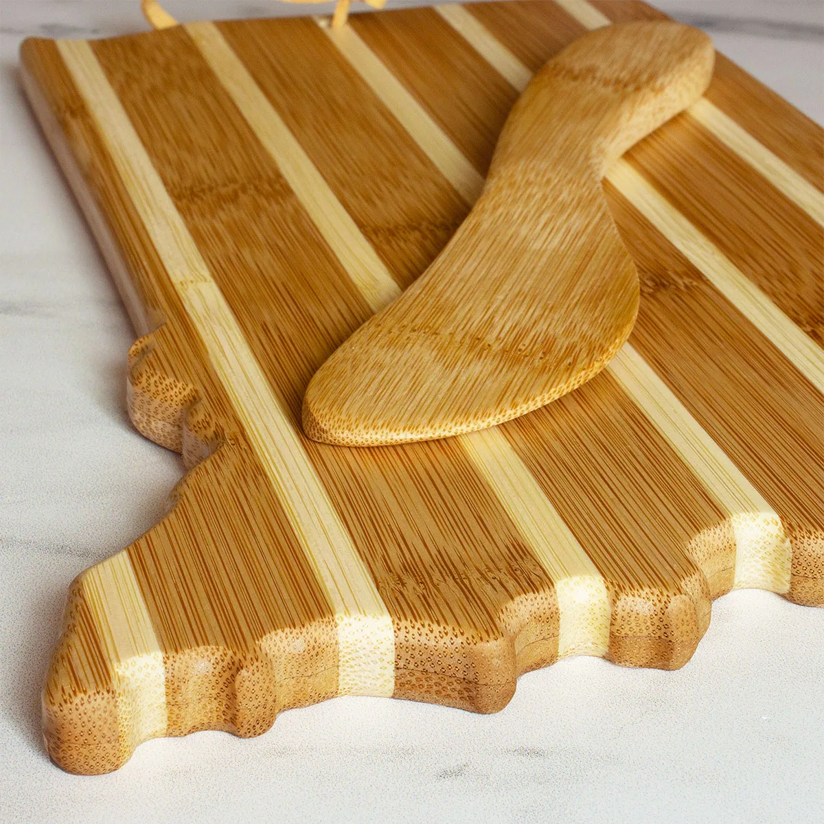 Indiana Charcuterie Board with Spreader Knife Gift Set view 6