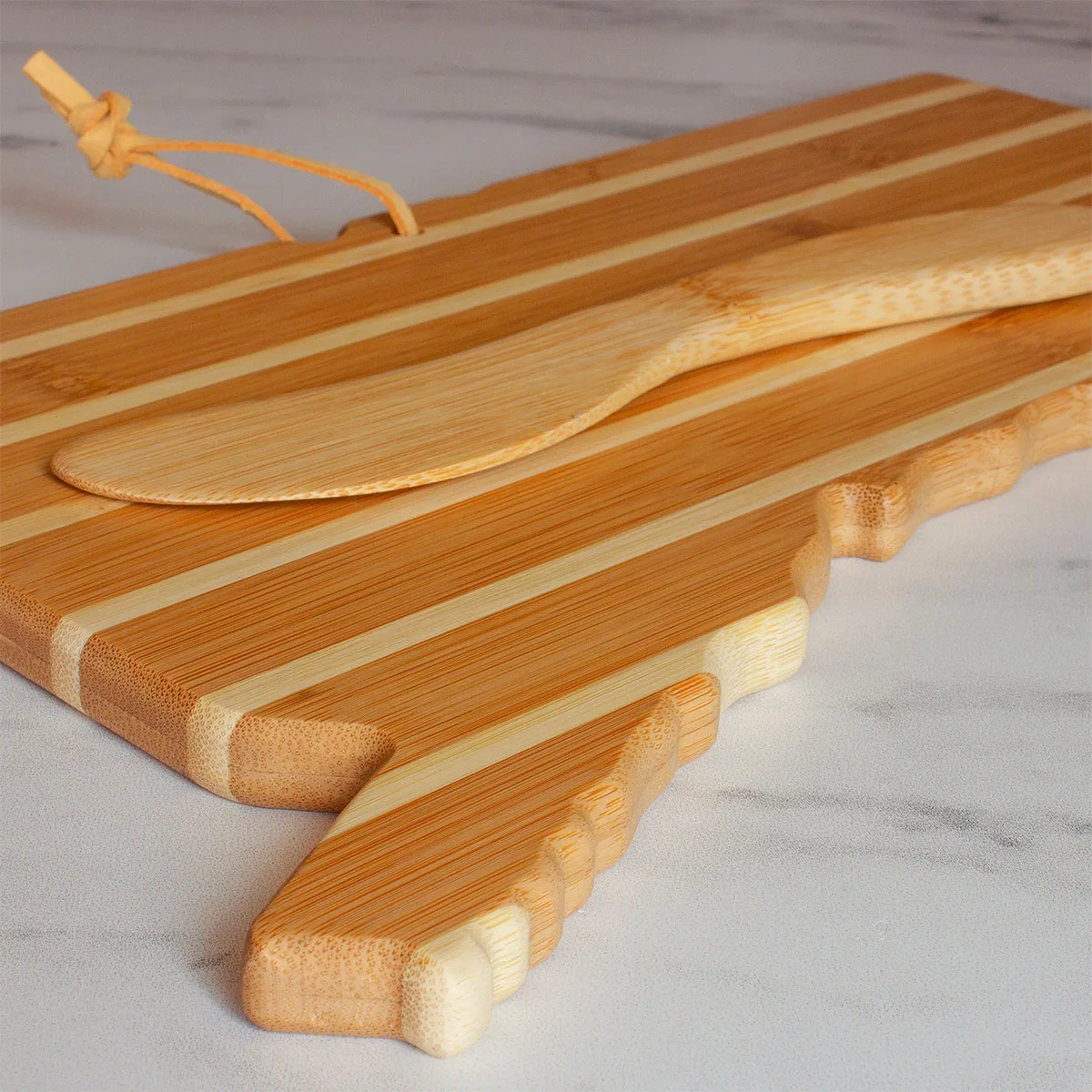 Connecticut Charcuterie Board with Spreader Knife Gift Set view 6