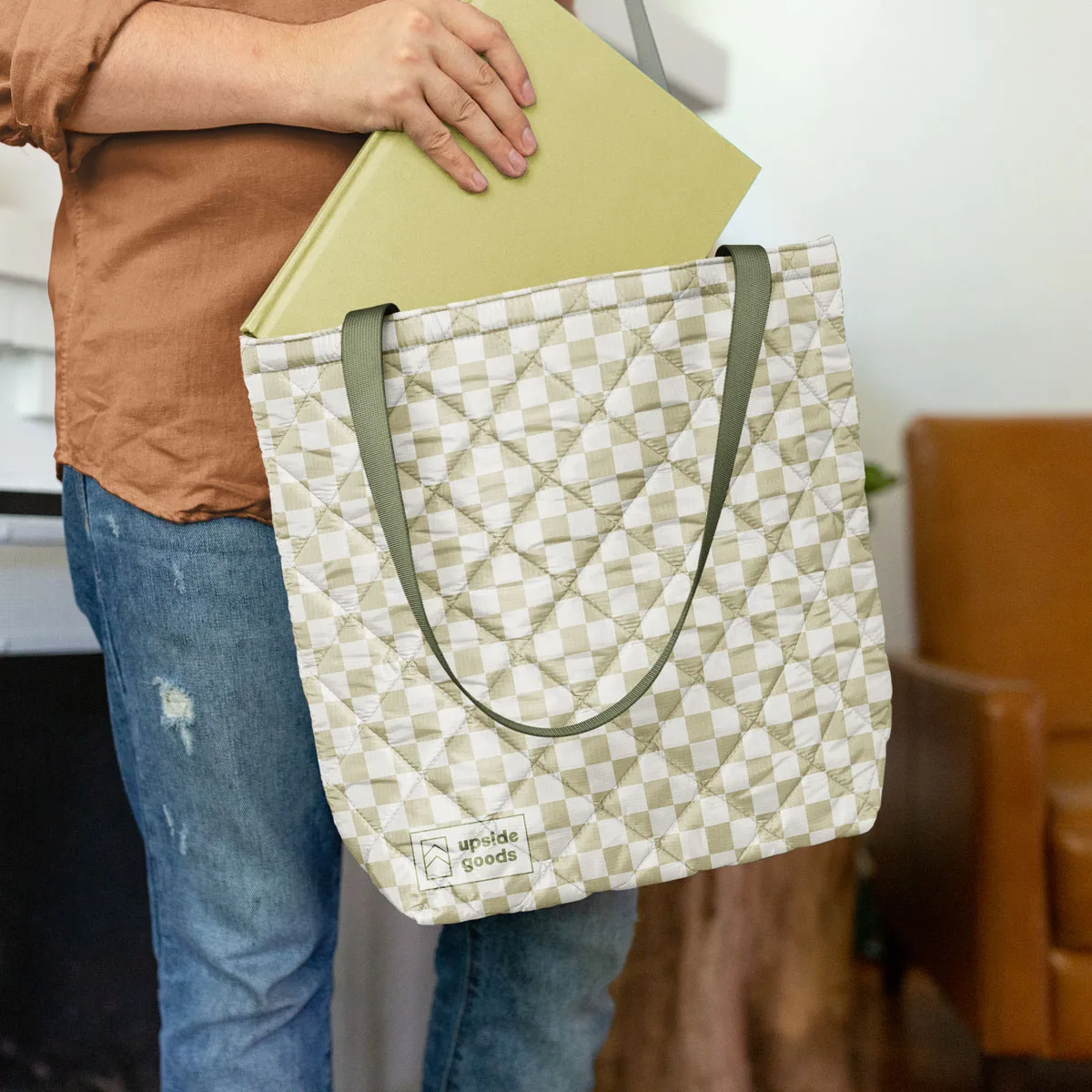 Daily Grind Super Size Puff Puff Tote