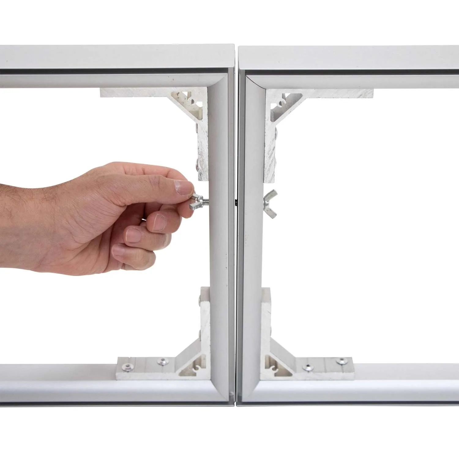 10'W Journey Header Hardware view 5