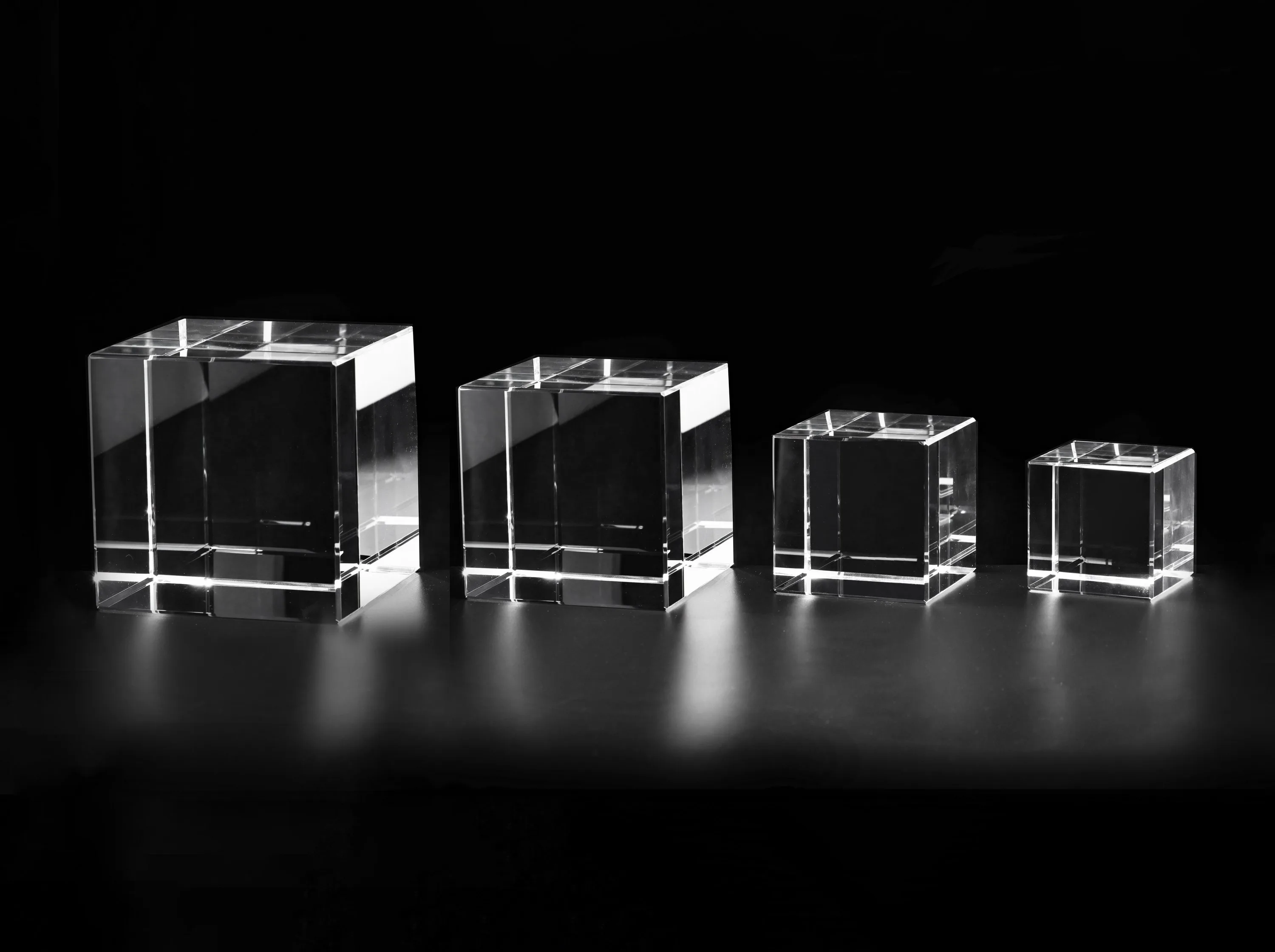 Amira Cube