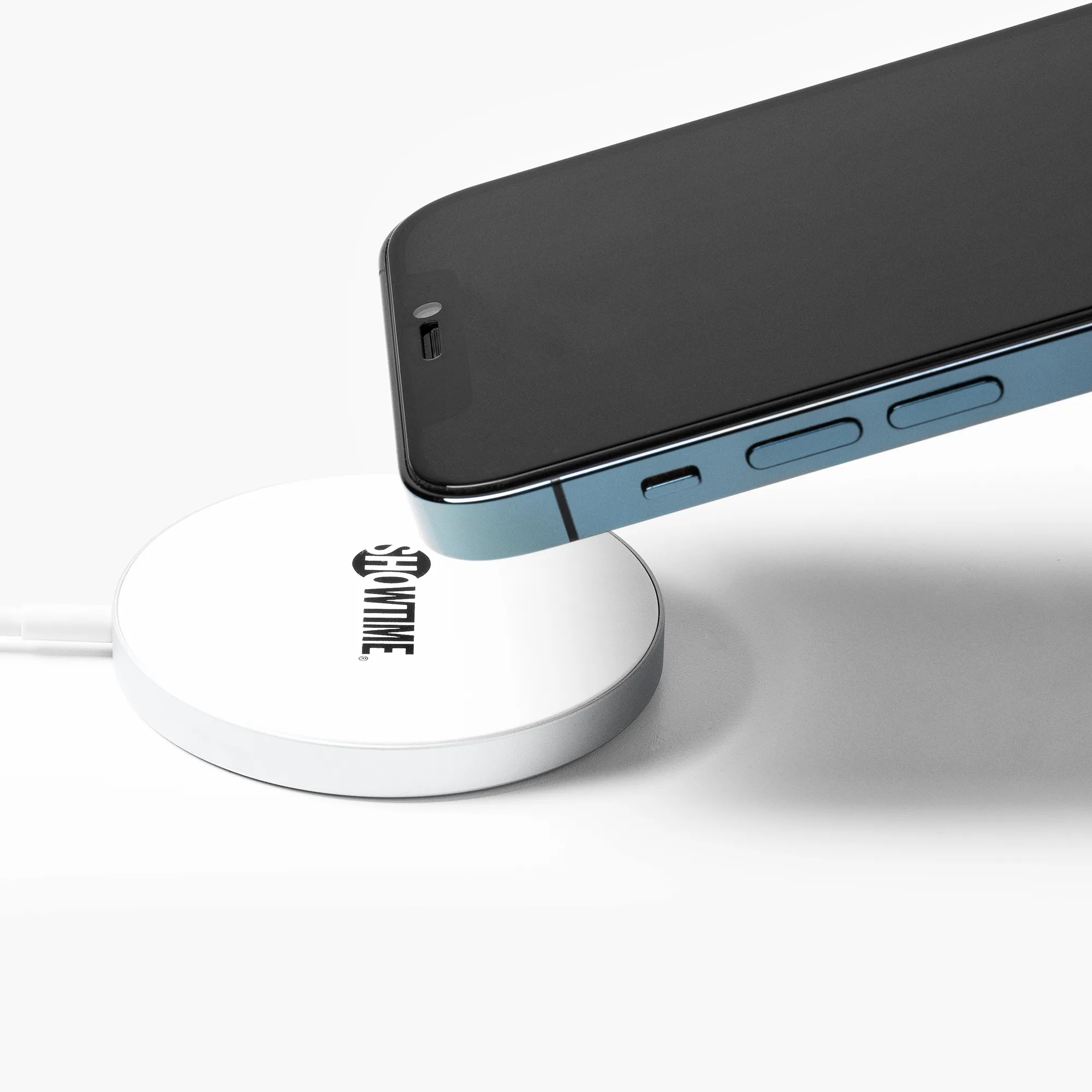 MagPad Magnetic Wireless Charger view 3