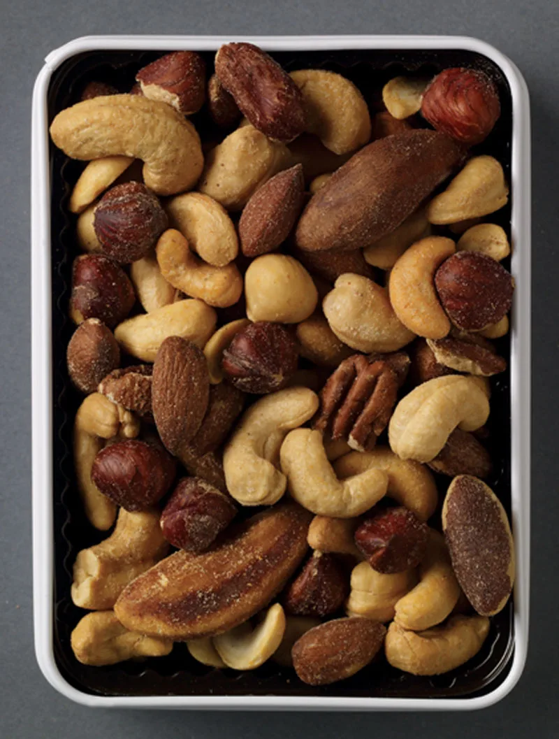 Keepsake Gift Tin w/ Deluxe Mixed Nuts view 2